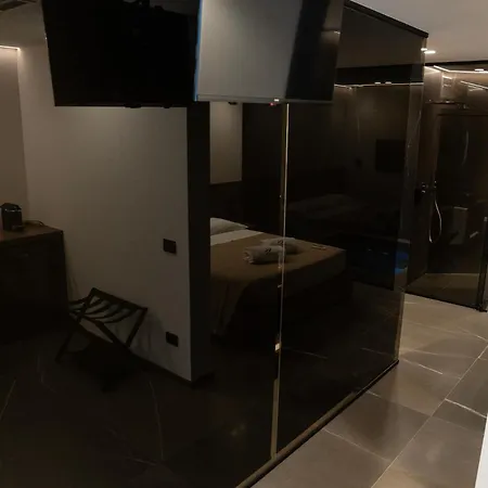 Vs Luxury With * Bari