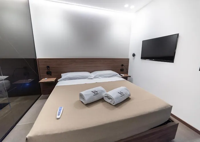 Vs Luxury With باري